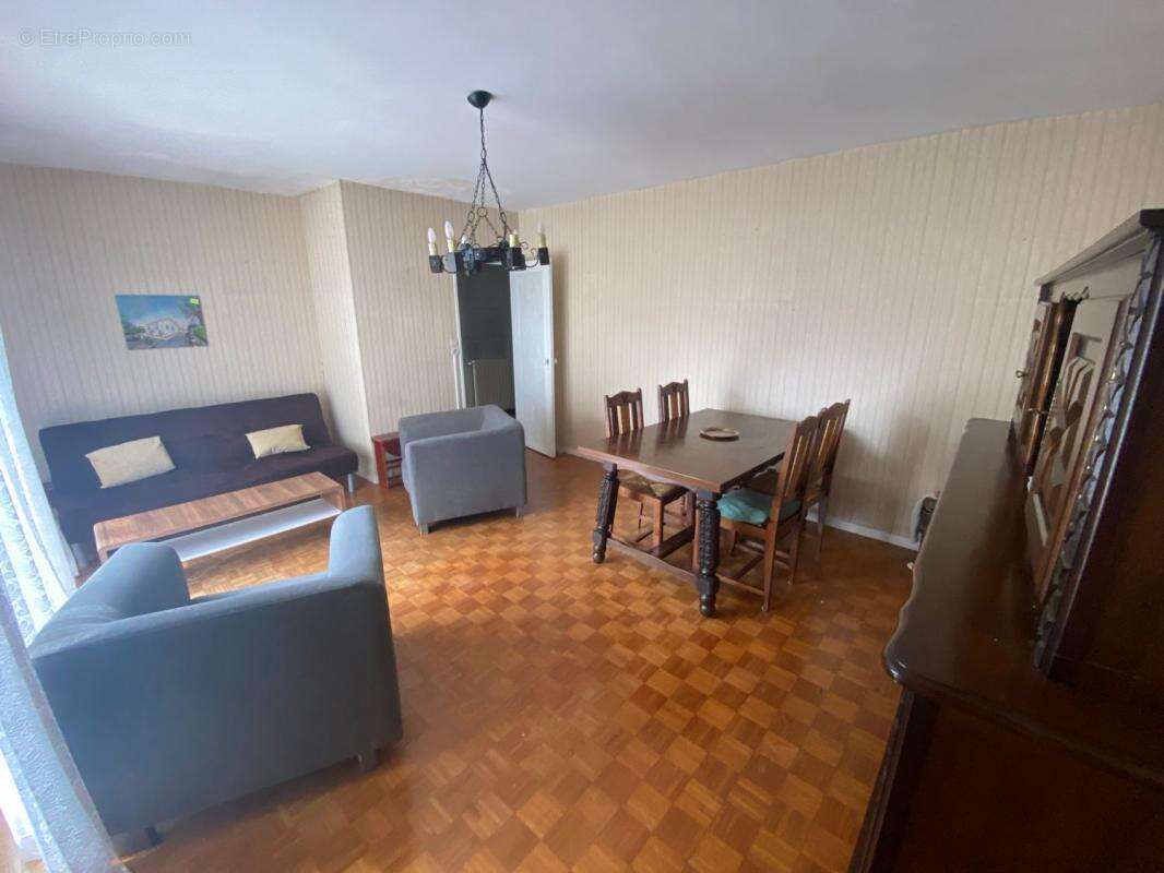 Maison à SAINT-LOUBES