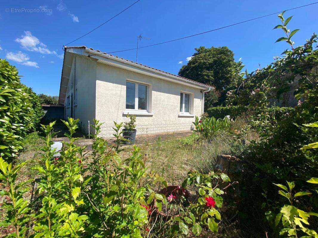 Maison à SAINT-LOUBES