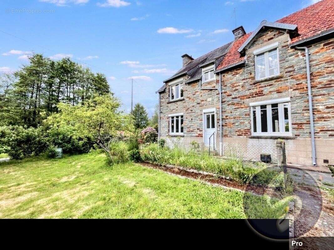 Maison à SAINT-LAURENT-SUR-OUST