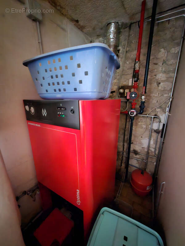 Maison à SAINT-GERVAIS-LES-TROIS-CLOCHERS