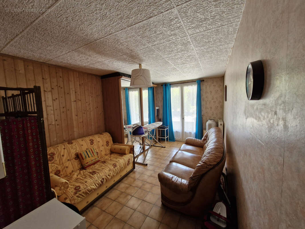 Maison à SAINT-GERVAIS-LES-TROIS-CLOCHERS