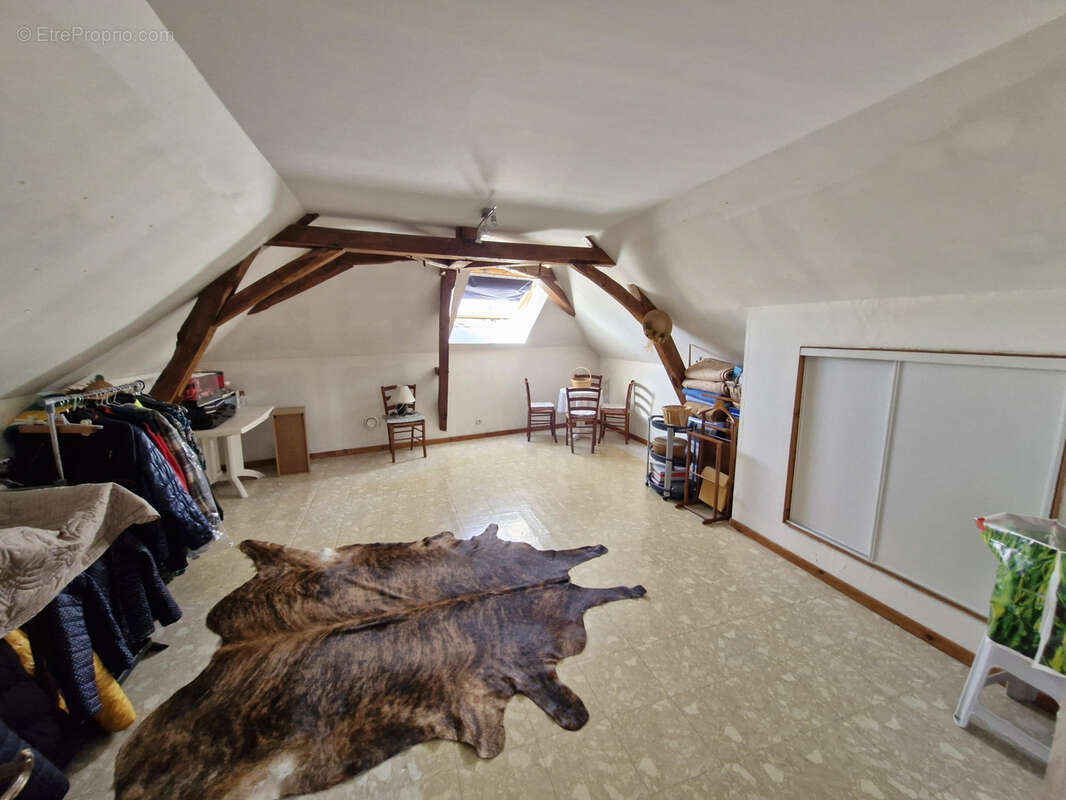 Maison à SAINT-GERVAIS-LES-TROIS-CLOCHERS