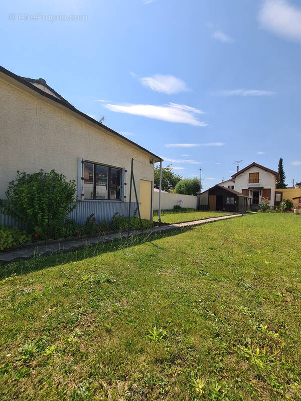 Maison à LE BLANC-MESNIL