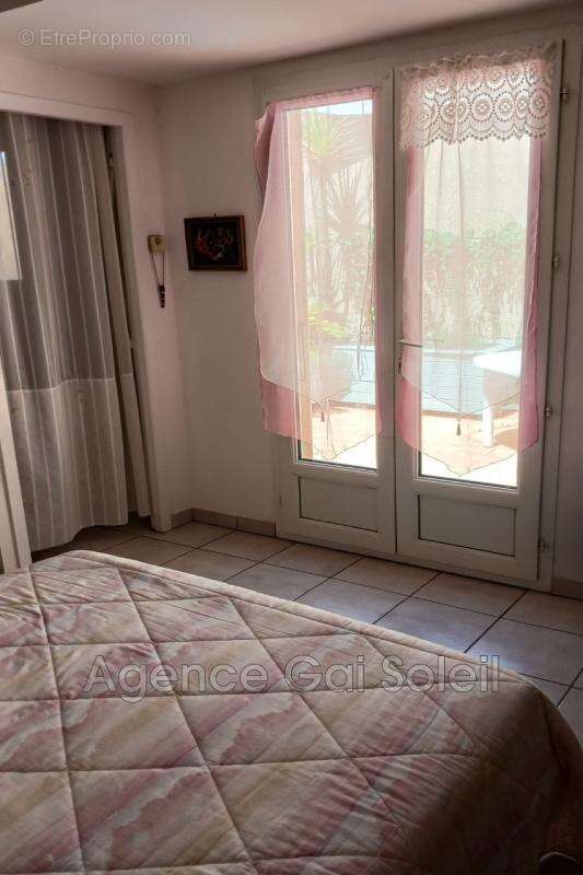 Maison à NISSAN-LEZ-ENSERUNE