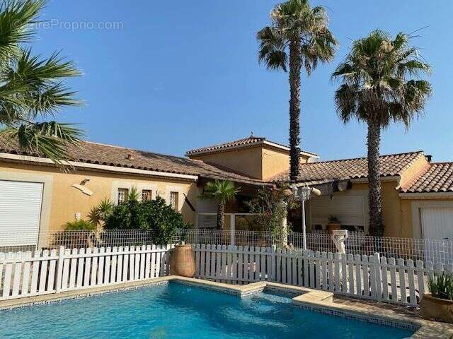 Maison à USCLAS-D&#039;HERAULT