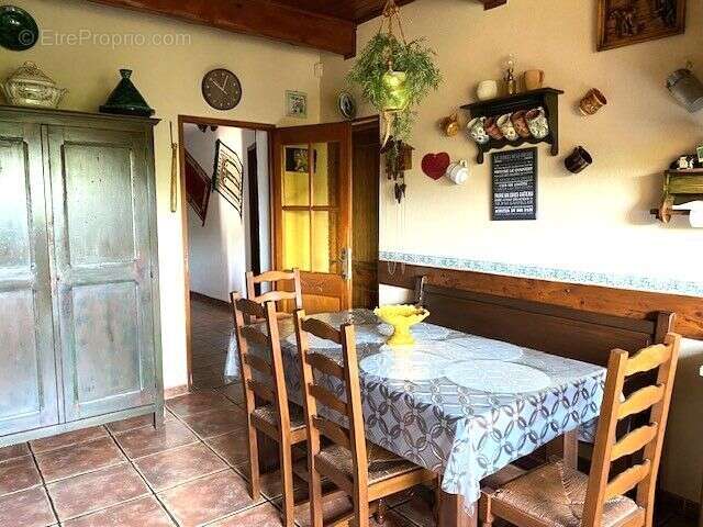 Maison à USCLAS-D&#039;HERAULT