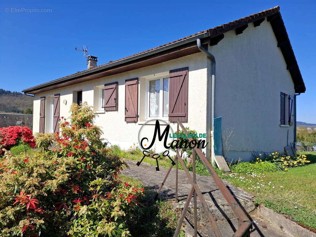 Maison à SAINT-SULPICE-LAURIERE