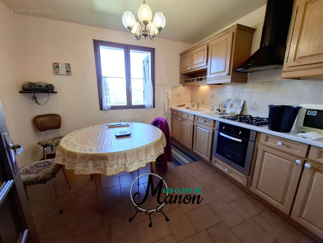 Maison à SAINT-SULPICE-LAURIERE