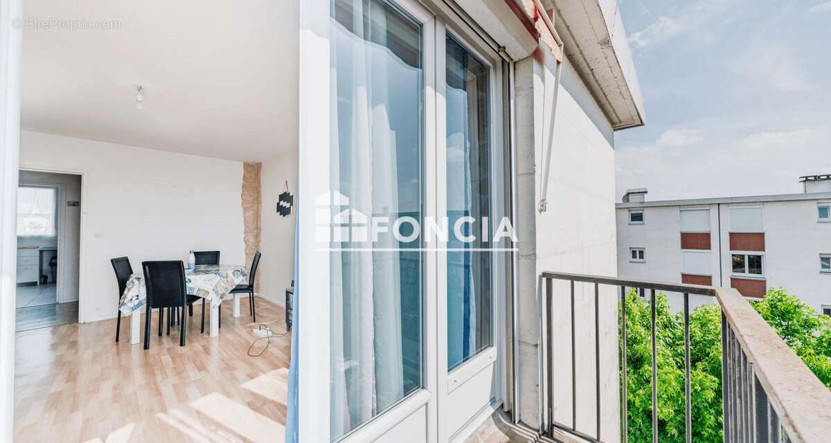 Appartement à SAINT-PIERRE-DES-CORPS