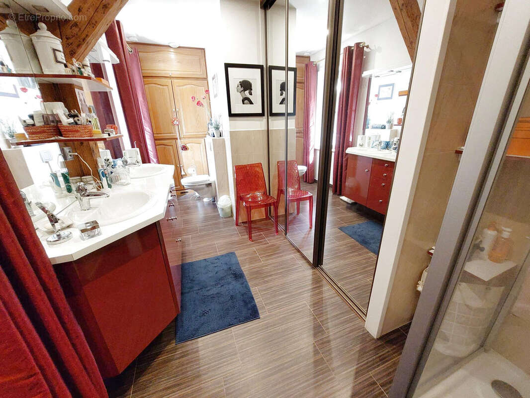 Appartement à MOULINS