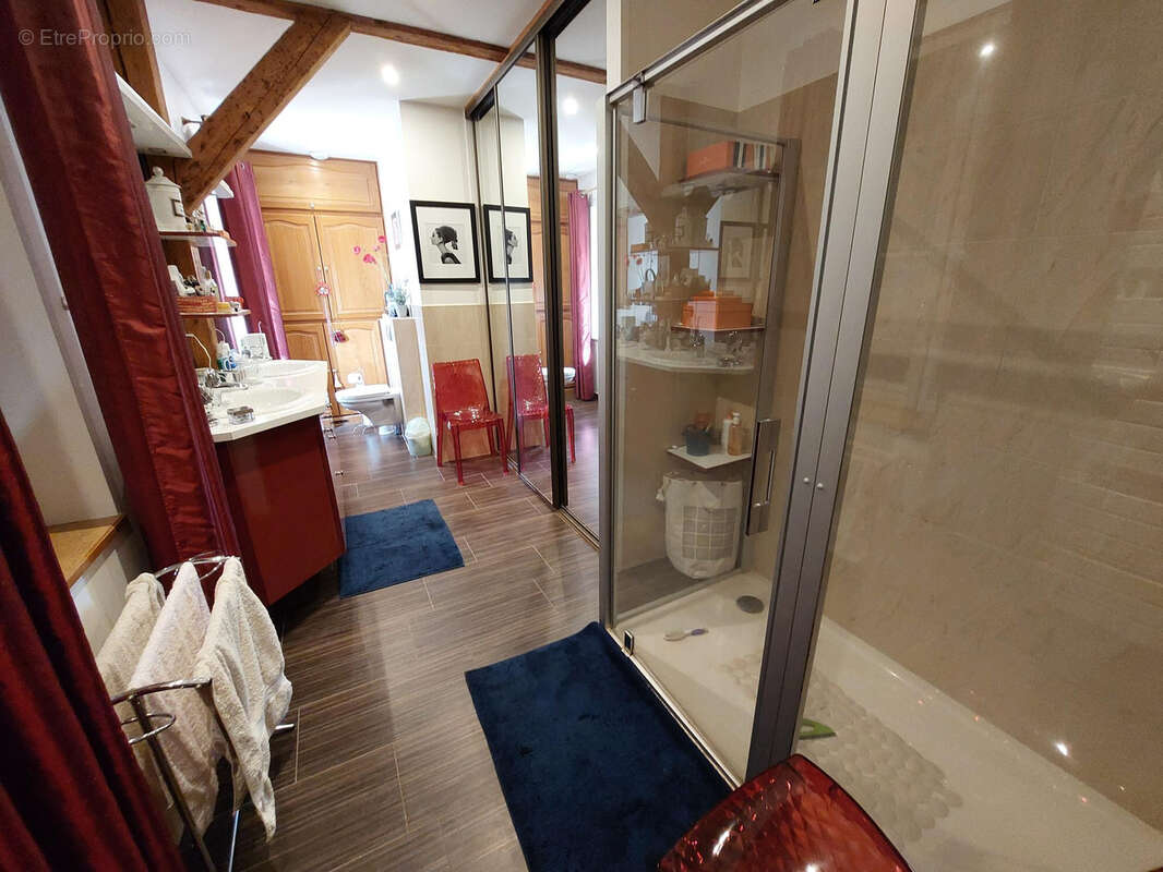 Appartement à MOULINS