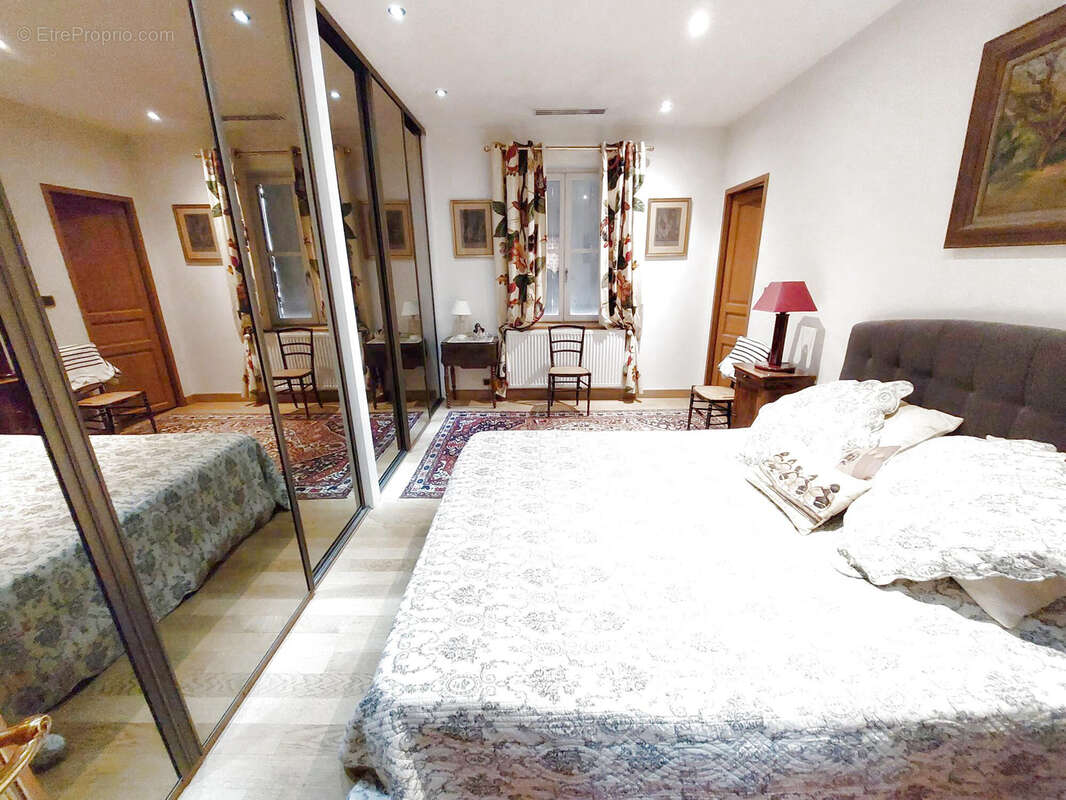 Appartement à MOULINS