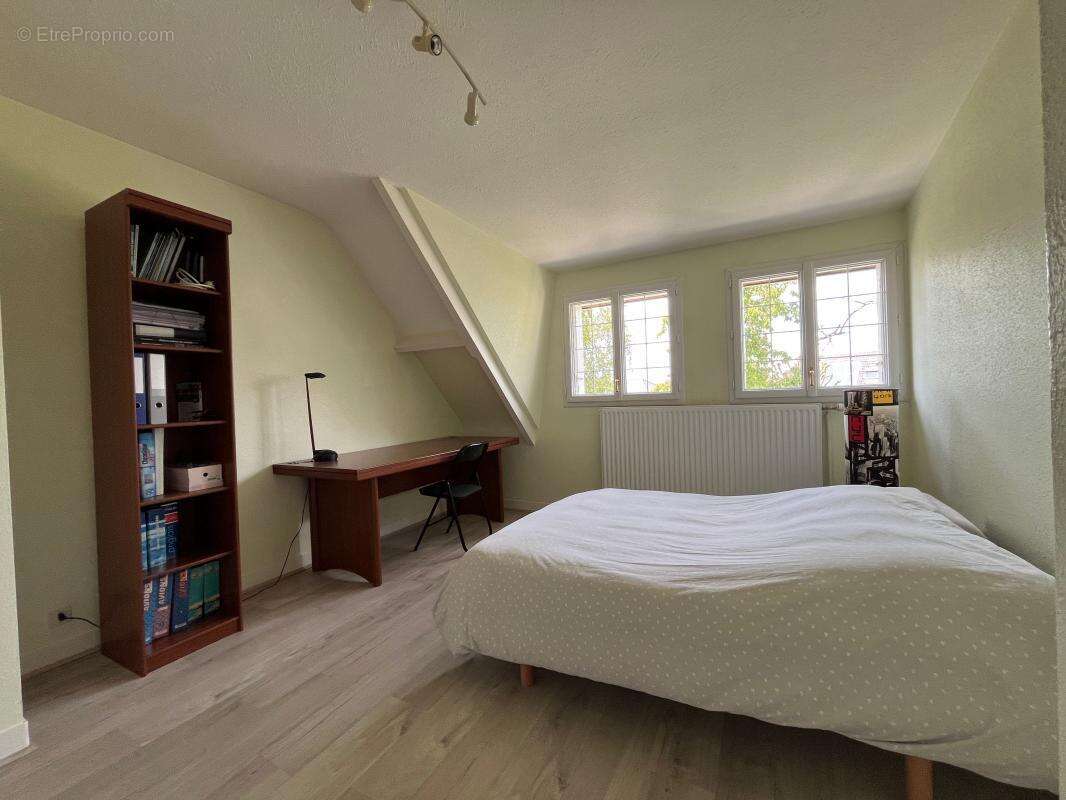 Maison à SAINT-DENIS-EN-VAL