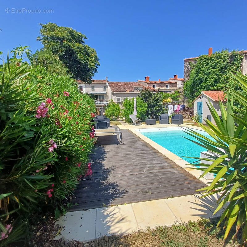 Maison à CAUDIES-DE-FENOUILLEDES