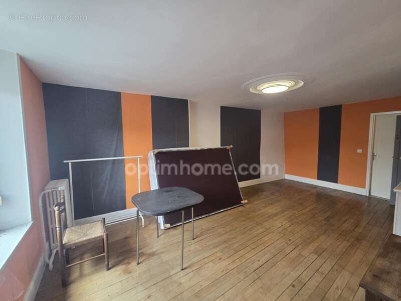 Appartement à DAMVILLERS