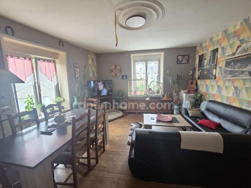 Appartement à DAMVILLERS