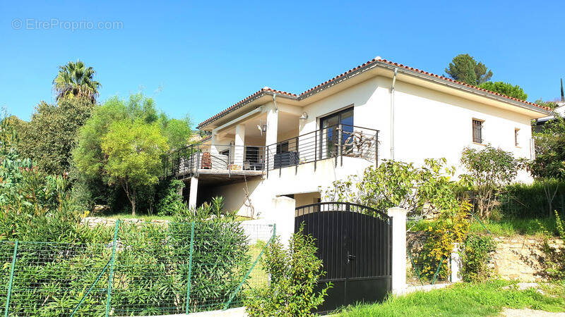 Maison à DRAGUIGNAN