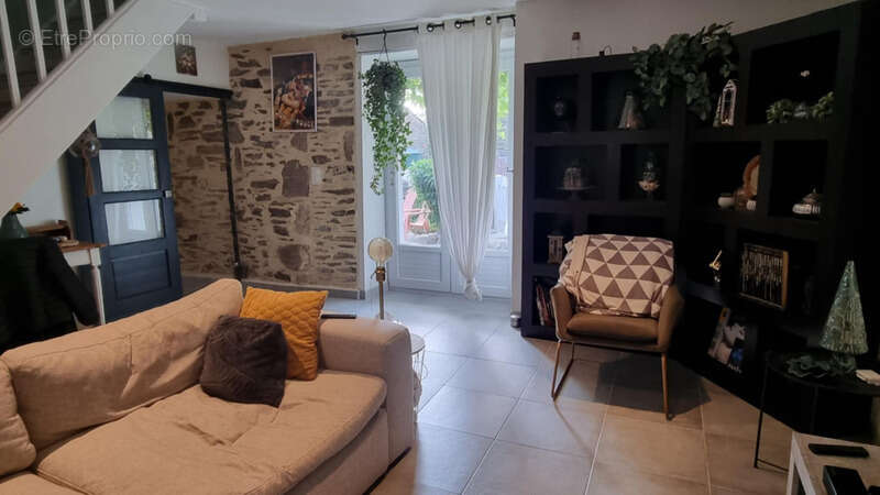 Maison à SAINTE-FEREOLE