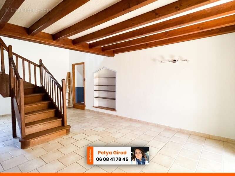 Maison à PIERRECLOS