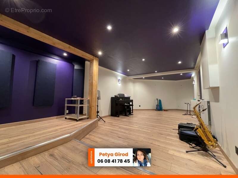 Maison à PIERRECLOS