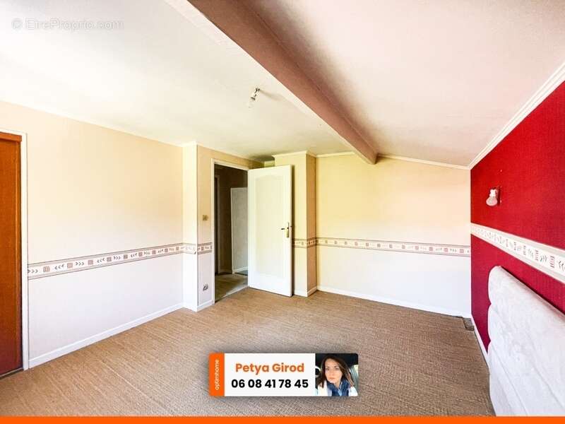 Maison à PIERRECLOS