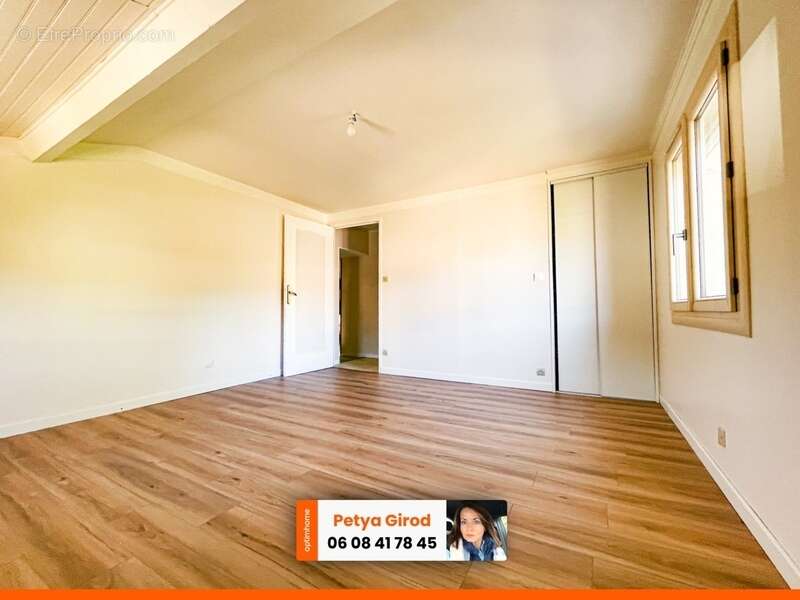 Maison à PIERRECLOS