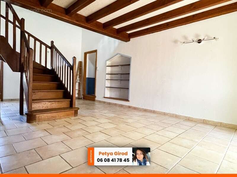 Maison à PIERRECLOS