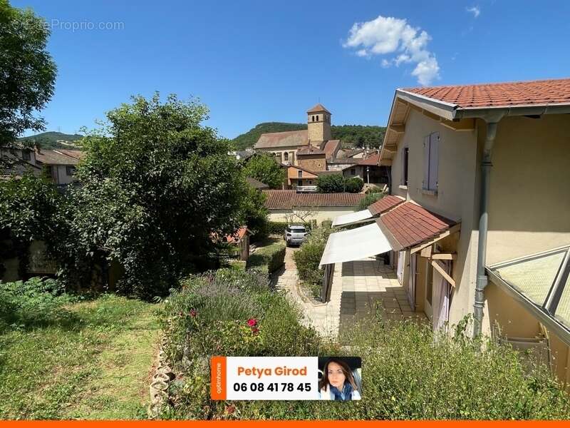 Maison à PIERRECLOS