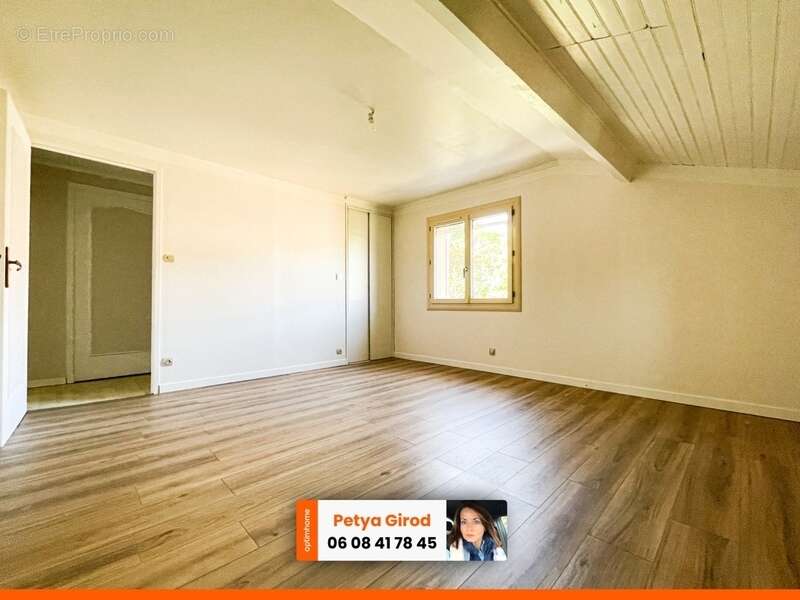 Maison à PIERRECLOS