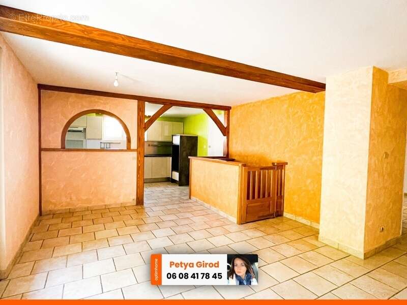 Maison à PIERRECLOS