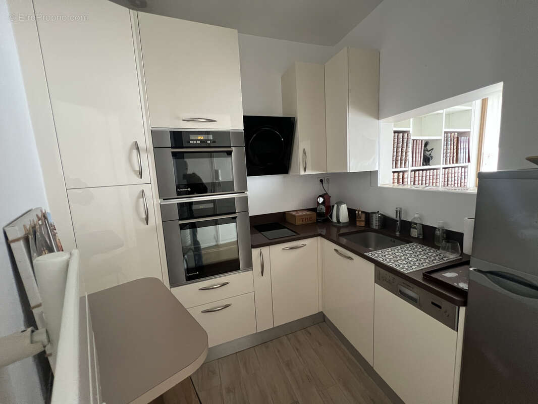 Appartement à PARIS-11E