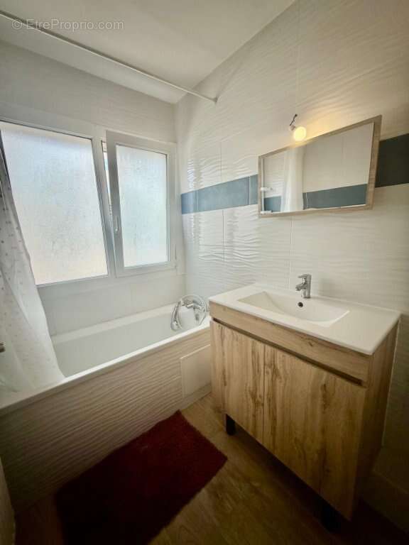 Appartement à MONS-EN-BAROEUL