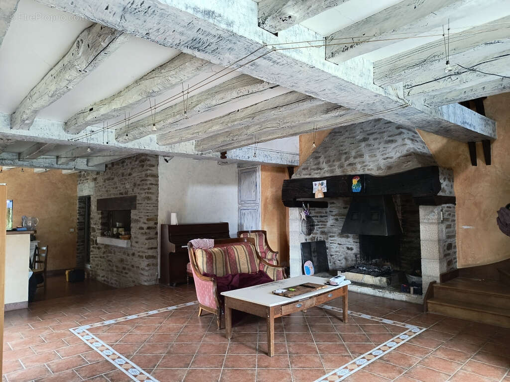 Maison à SAINT-PARDOUX-L&#039;ORTIGIER