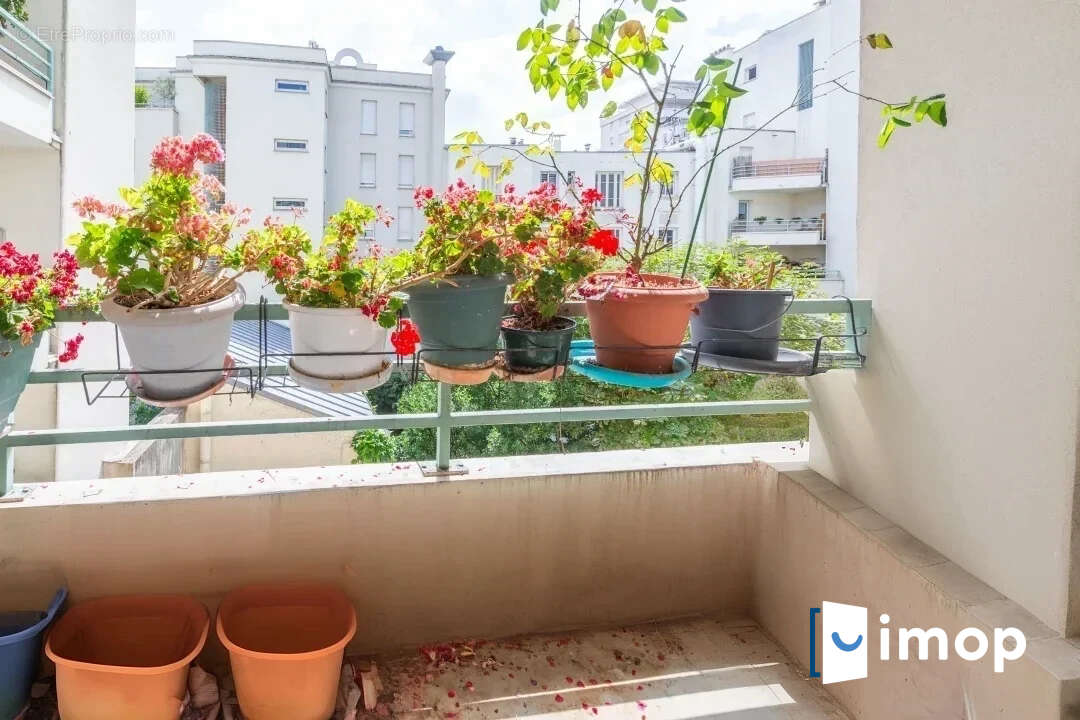 Appartement à SURESNES