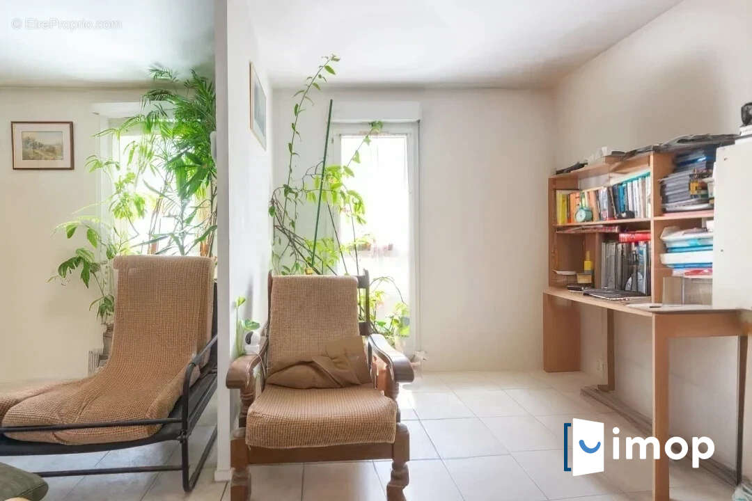 Appartement à SURESNES