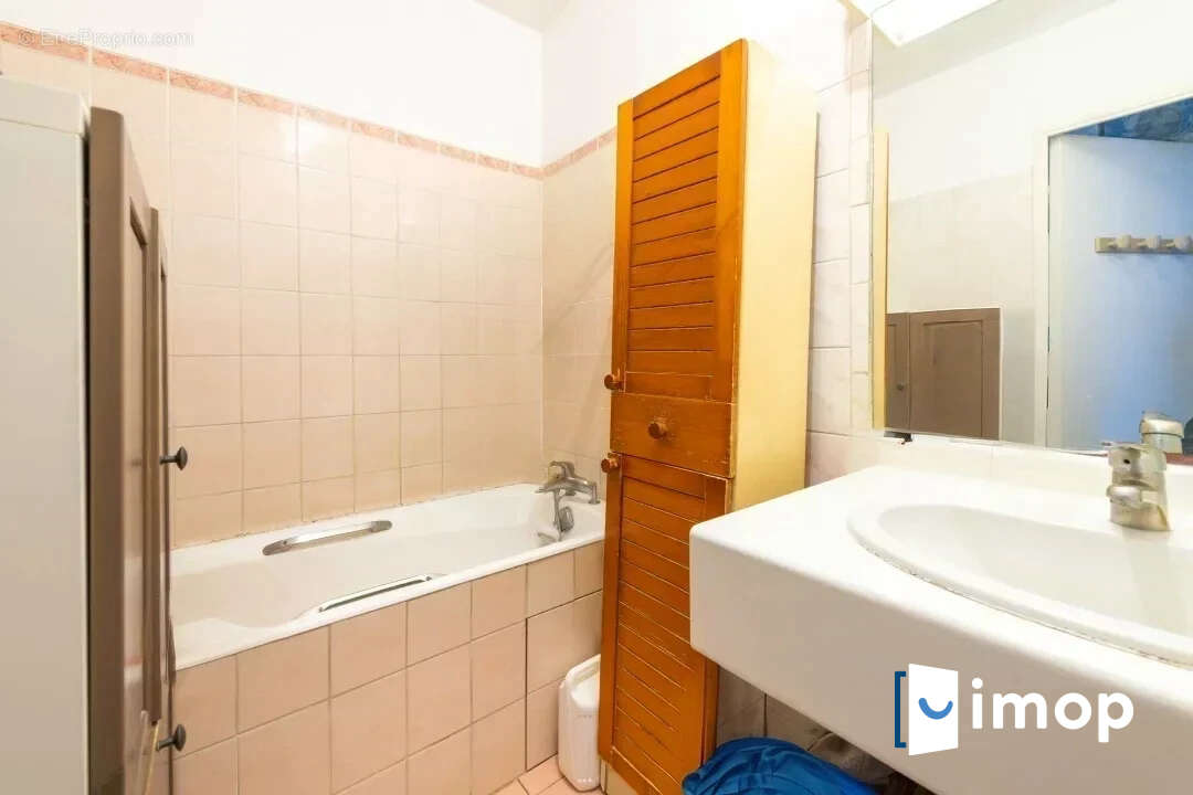 Appartement à SURESNES