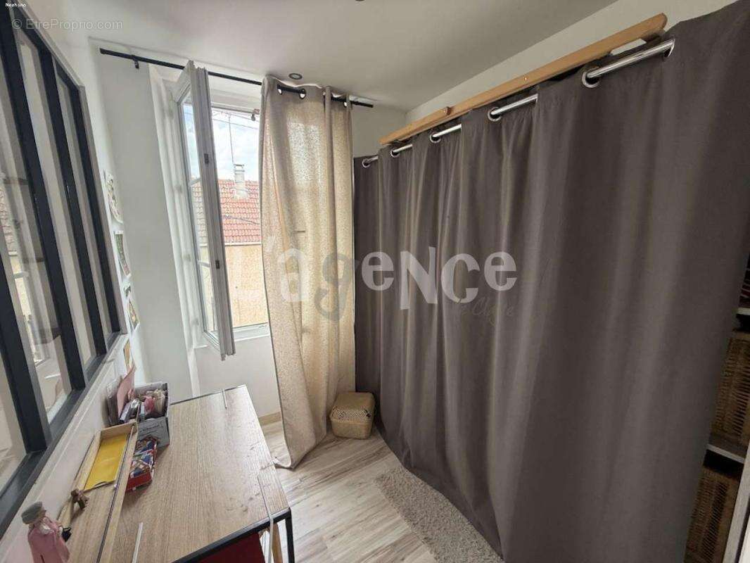 Maison à CLAYE-SOUILLY