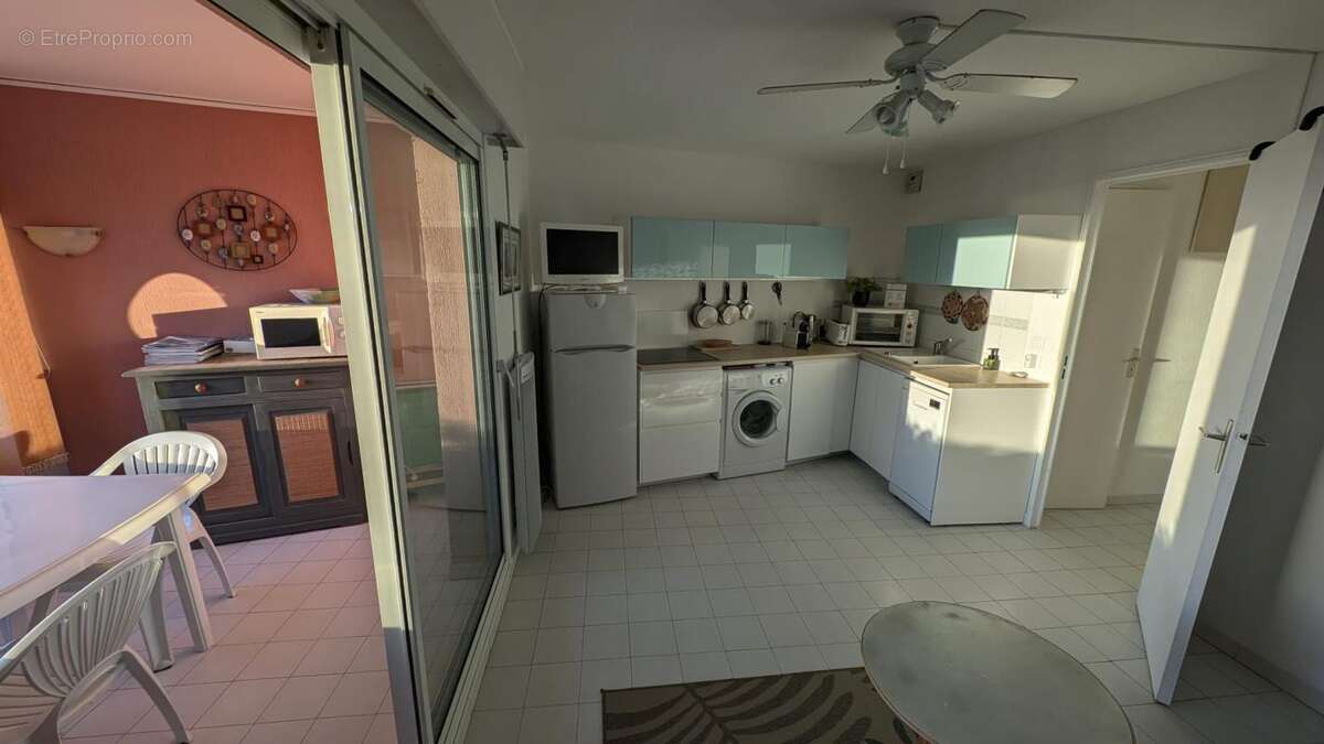 Appartement à SIX-FOURS-LES-PLAGES