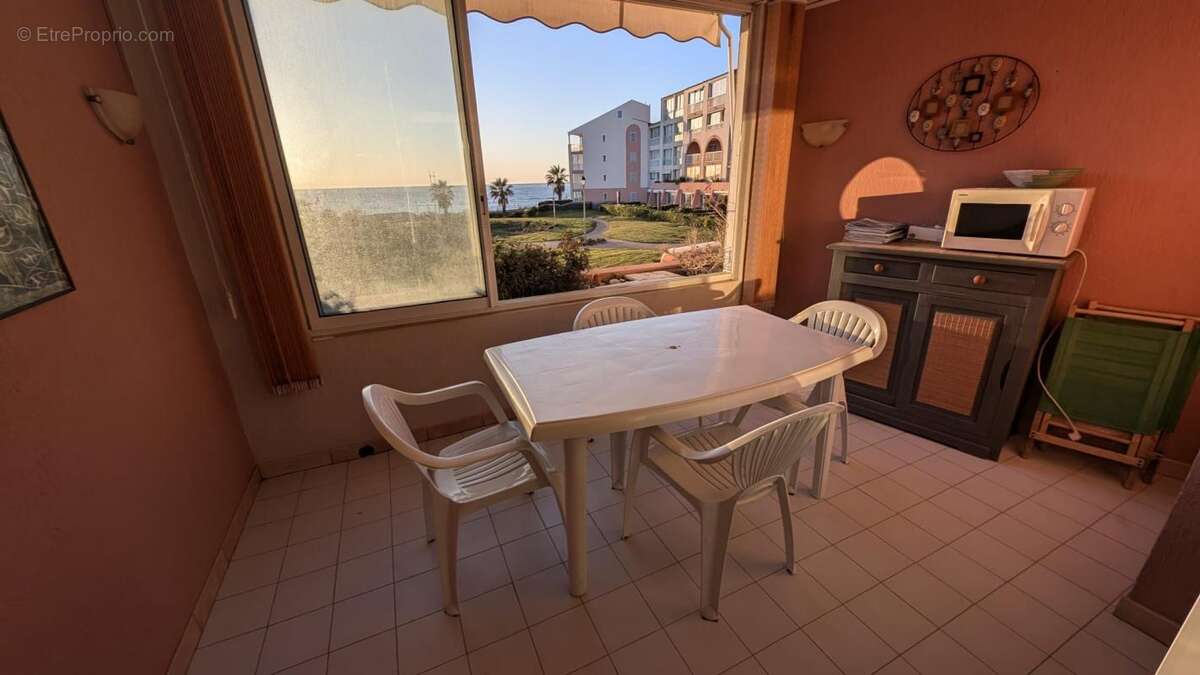 Appartement à SIX-FOURS-LES-PLAGES
