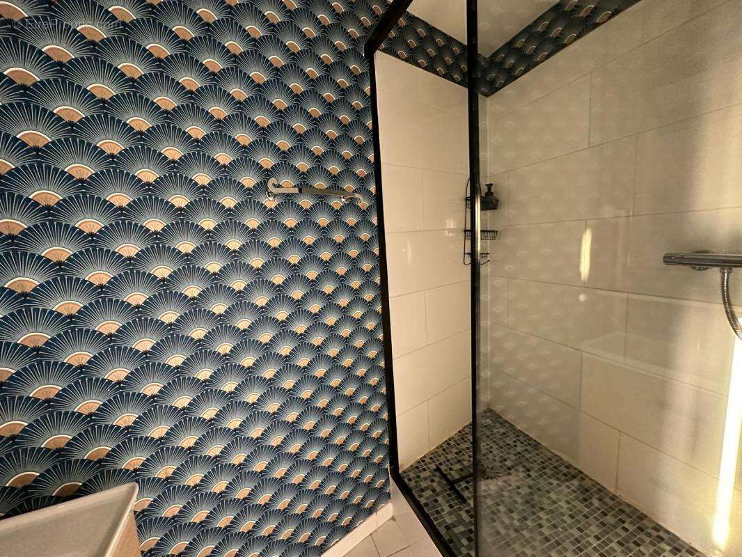 Appartement à SIX-FOURS-LES-PLAGES