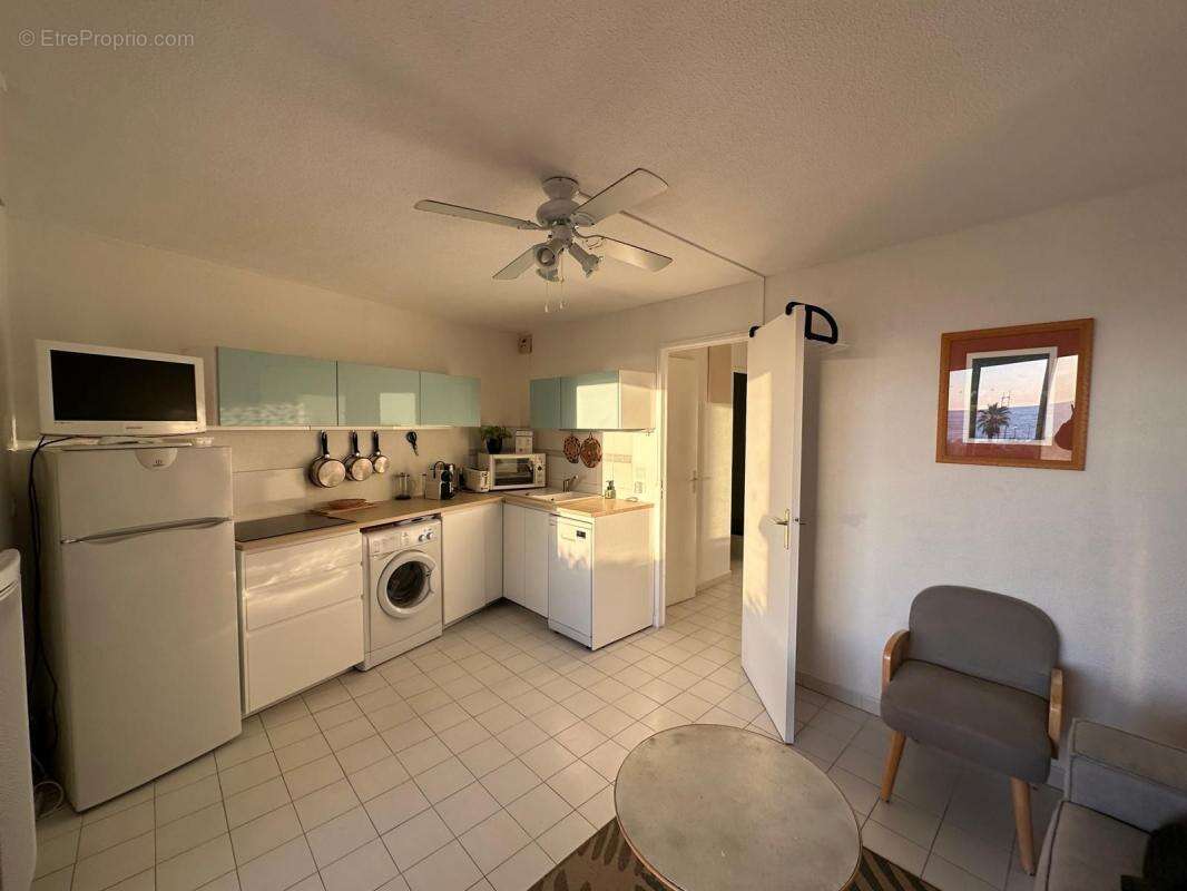 Appartement à SIX-FOURS-LES-PLAGES