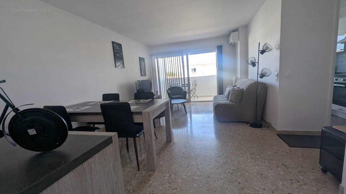 Appartement à FREJUS