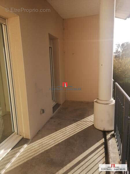 Appartement à SAINT-MARTIN-LACAUSSADE