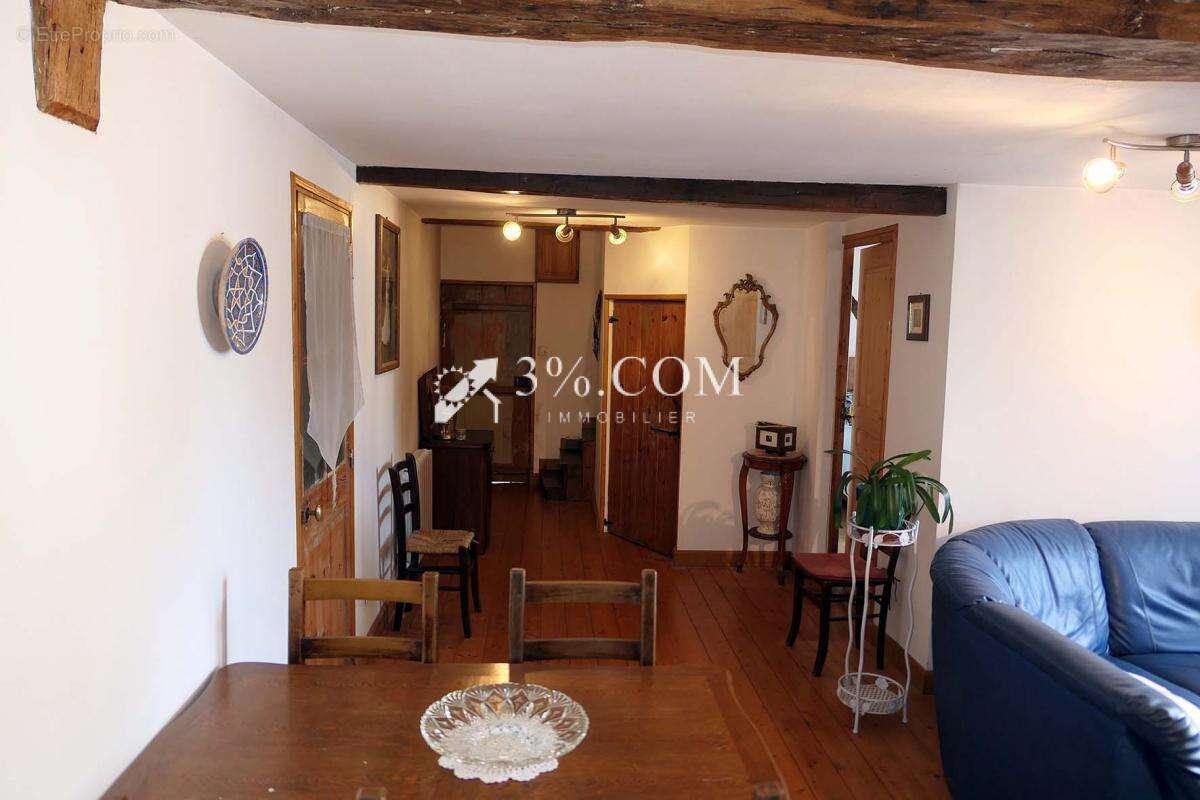 Maison à GRANDCOURT