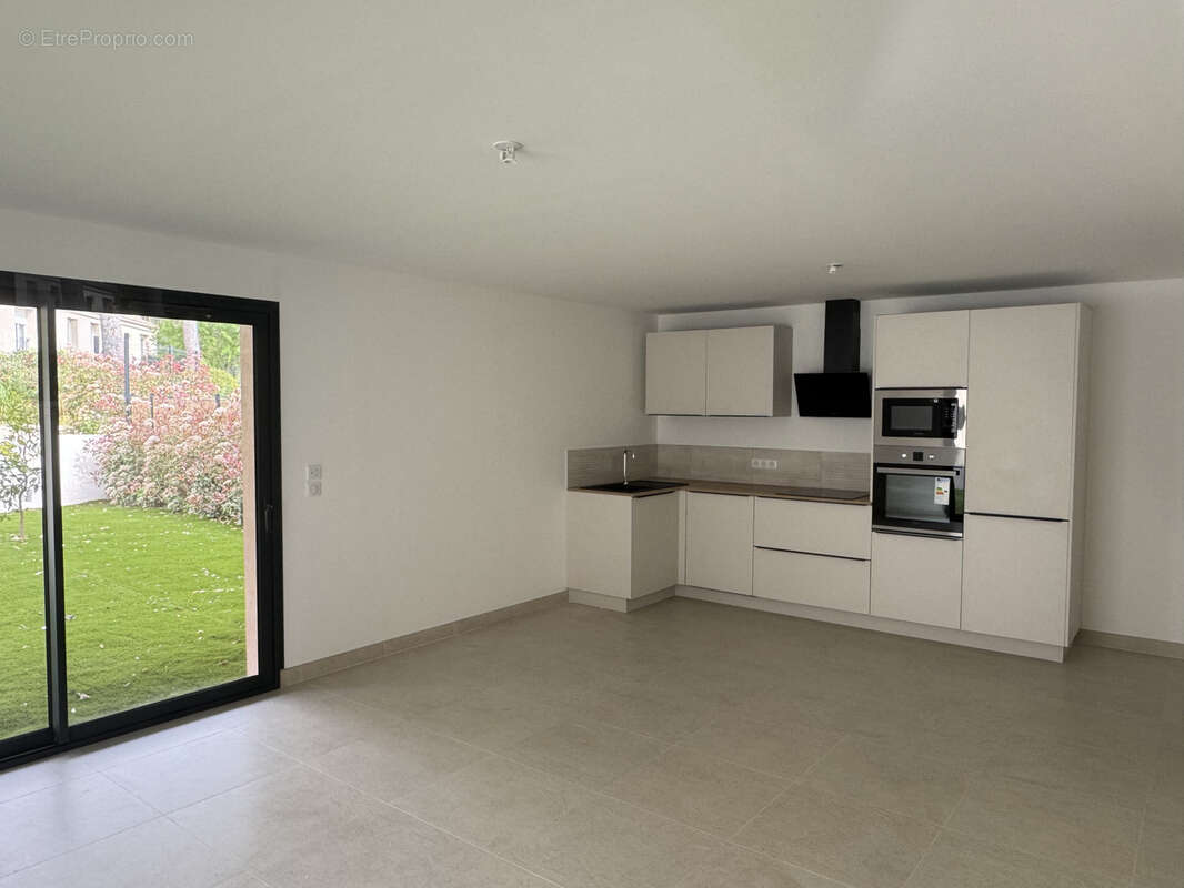 Appartement à SAINT-RAPHAEL