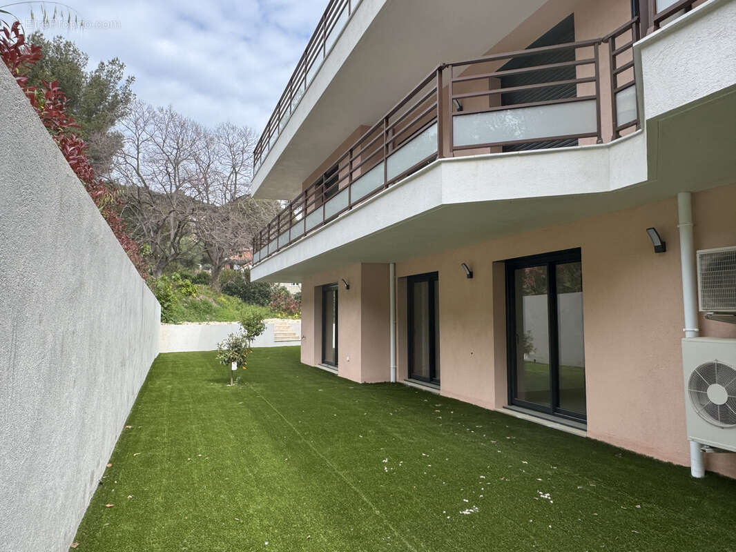 Appartement à SAINT-RAPHAEL