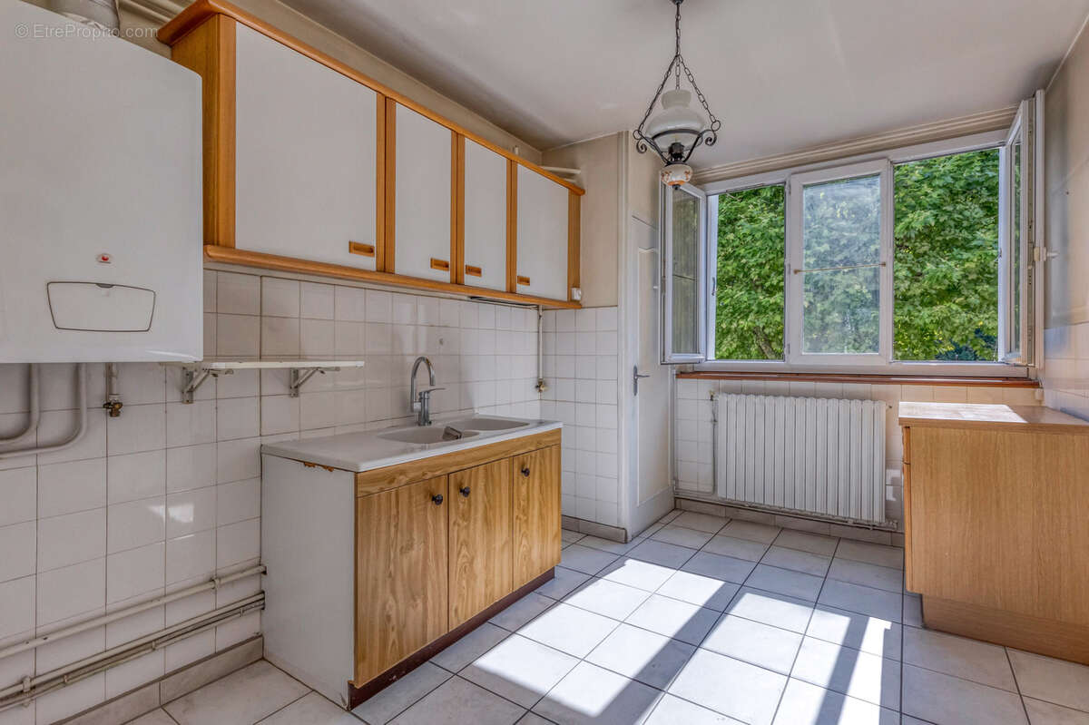 Appartement à SAINT-MARTIN-D&#039;HERES