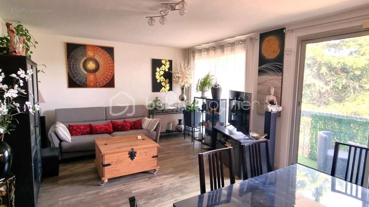 Appartement à LYON-8E