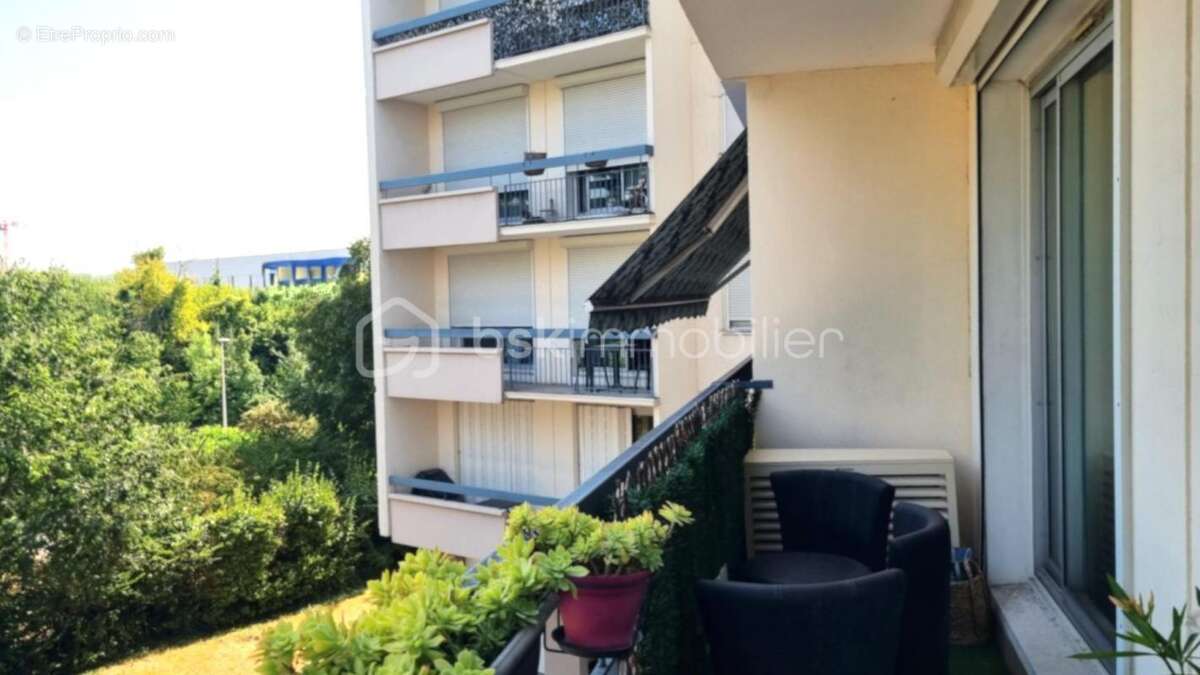 Appartement à LYON-8E