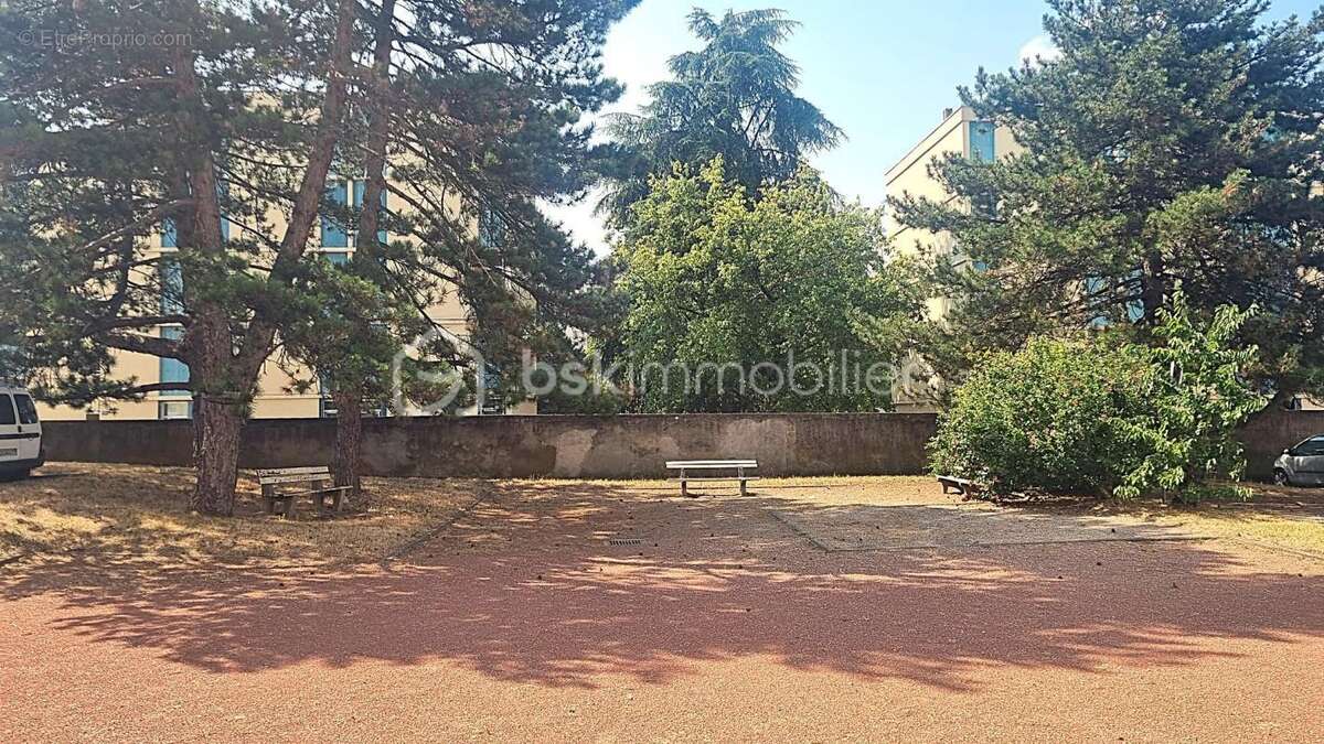 Appartement à LYON-8E